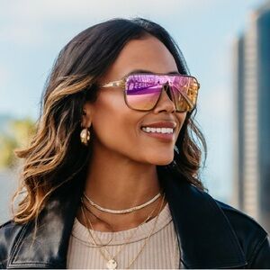 NWOT Blenders Meister Sunglasses, Mojave Love